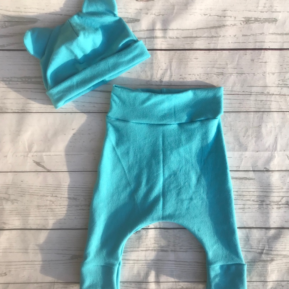 Infant harem pants and hat